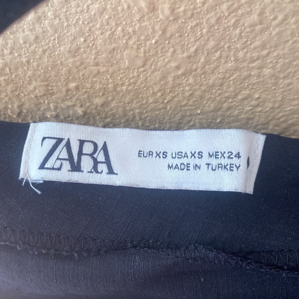 Black long sleeve ruched blouse - Picture 2 of 3